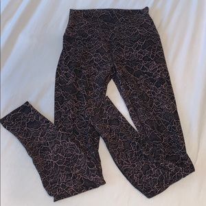 Lululemon patterned align leggings